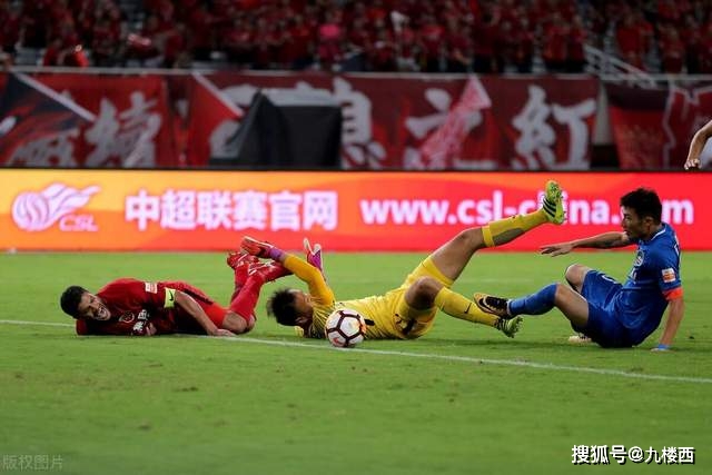 福克斯谈布伦森：即便尽全力给他制造麻烦 他还是能进关键球